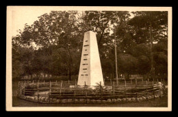 DAHOMEY - SAVALOU - MONUMENT AUX MORTS - Dahome