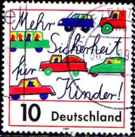 RFA Poste Obl Yv:1786 Mi:1954 Mehr Sicherheit Für Kinder (Beau Cachet Rond) - Used Stamps