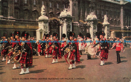 R639834 London. Scots Guards Pipers Leaving Buckingham Palace. Lansdowne - Other & Unclassified