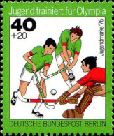 Berlin Poste N** Yv:482 Mi:518 Jugendmarke Hockey Sur Glace (Thème) - Hockey (su Erba)