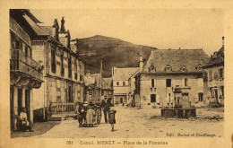 MENET - Place De La Fontaine - Animé - Other & Unclassified