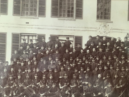 Militaire - Régiment Au Complet - Photo De Groupe - Médaille -  Officier - Grand Format Tirage Albumine époque Cdv - Old (before 1900)