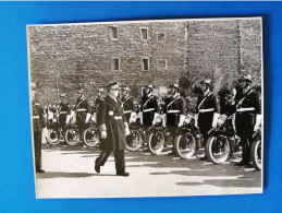 Photo De Départ Du Préfet De Police De Paris M. Roger  Léonard  24 Avril 1951 Futur 1er Président De La Cour Des Comptes - Guerre, Militaire