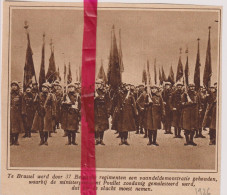 Brussel - Optocht Vaandels Der 37 Regimenten - Orig. Knipsel Coupure Tijdschrift Magazine - 1926 - Unclassified