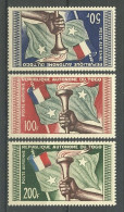 TOGO 1957 PA N° 25/27 * Neuf MH Infime Trace TTB C 12 € Flambeau Et Drapeau Flag - Togo (1960-...)