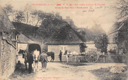 76-NEUFMARCHE- LES VIEILLES MAISONS DE CHAUMES  ROUTE DE MONT-ROTY A NEUFMARCHE - Autres & Non Classés