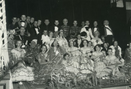 France Groupe D'acteurs De Theatre En Costumes Historiques Ancienne Photo 1960 - Andere & Zonder Classificatie