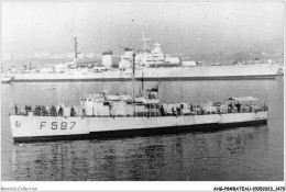 AHGP8-BATEAUX DE GUERRE MARINE CARTE PHOTO-0736 - A LOCALISER - F 597 - VEDETTA - Warships