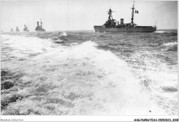 AHGP6-BATEAUX DE GUERRE MARINE CARTE PHOTO-0505 - FRANCE - CROISEUR - CP SOUPLE  - Warships