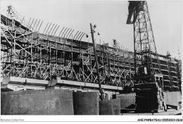 AHEP4-BATEAUX DE GUERRE MARINE CARTE PHOTO-0309 - RUSSIE - CUIRASSE RUSSE NIKOLAIEW EN CONSTRUCTION - CP SOUPLE - Warships