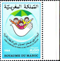 Maroc Poste N** Yv: 973 Mi:1053 Journée Internationale Des Enfants Bord De Feuille - Maroc (1956-...)