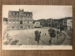 SAINT GALMIER La Place De L'hotel De Ville - Sonstige & Ohne Zuordnung