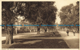 R641441 Ealing. The Common. Photochrom. 1938 - Wereld