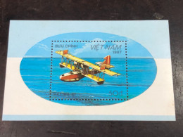 VIET  NAM  STAMPS BLOCKS STAMPS -58(1987 Plane H 16 )1 Pcs Good Quality - Viêt-Nam