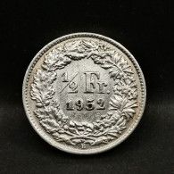 1/2 FRANC SUISSE ARGENT 1952 B BERNE HELVETIA DEBOUT / SWITZERLAND SILVER - 1/2 Franc