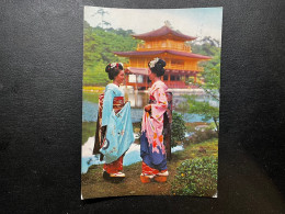 CARTE POSTALE JAPON NIPPON / MAIKO AT THE GOLDEN PAVILLON KYOTO  / 1965 - Kostums