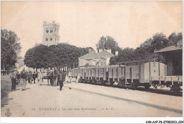 CAR-AAFP6-51-0471 - EPERNAY - La Rue Des Mariniers - Train - Esternay