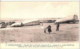 56.LOCMARIAQUER.MENHIR MEN-ER-KROECK, LONGUEUR 25 M, LARGEUR 3 M, POIDS 200.000KGS TOMBE AU XII E S, BRISE PAR LA FOUDRE - Locmariaquer