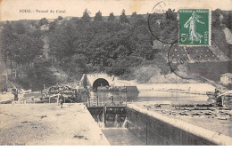 54 .n° 107382 . Foug .tunnel Du Canal .peniche . - Foug