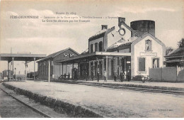 51 - FERE CHAMPENOISE - SAN32117 - Intérieur De La Gare Après Le Bombardement - La Gare Fut Détruite Par Les Français - Fère-Champenoise