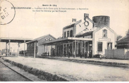 51 - FERE CHAMPENOISE - SAN27972 - Intérieur De La Gare Après Le Bombardement - La Gare Fut Détruite Par Les Français - Fère-Champenoise