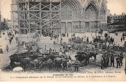 51 - REIMS - SAN37443 - Campement Allemand Sur Le Parvis De La Cathédrale De Reims, Le 6 Septembre - Reims