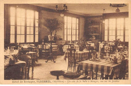 56.AM19348.Ploermel.Hôtel De Bretagne.Coin De La Salle à Manger, Vue Sur Les Jardins - Ploërmel