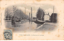 51 - VITRY LE FRANCOIS - SAN52880 - Le Pont Levis Sur Le Canal - Péniche - Vitry-le-François