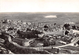 52 . N° Kri10879 Langres . Vue General Aerienne .n°cc 5-17 A . . Edition Combier . Sm 10X15 Cm . - Langres