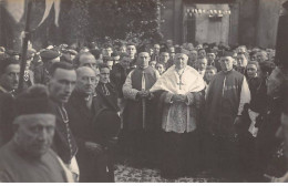 51 - N°91411 - REIMS - Une Procession Religieuse, Avec Un évêque Et Des Prêtres - Carte Photo - Reims