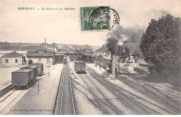 51 - EPERNAY - SAN65335 - La Gare Et Les Ateliers - Train - Epernay