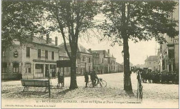 51.MOURMELON LE GRAND.PLACE DE L'EGLISE ET PLACE GEORGES CLEMENCEAU.CAFE DU COMMERCE - Mourmelon Le Grand