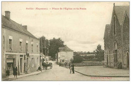 53.BALLEE.n°4.PLACE DE L'EGLISE ET LA POSTE.POMPE A ESSENCE.RARE - Autres & Non Classés