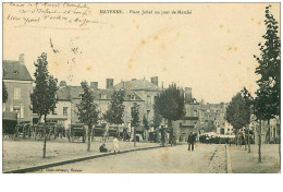 53 . N° 41446 . Mayenne.place Juhel Un Jour De Marché - Mayenne