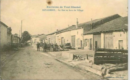 54.ROYAUMEIX.ENVIRONS DE TOUL ILLUSTRE.LA RUE EN HAUT DU VILLAGE.TROU - Andere & Zonder Classificatie