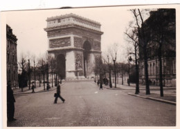 Photo Originale - 1941 - Guerre 1939/45 - PARIS Sous L'occupation Allemande -  Arc De Triomphe  - Oorlog, Militair