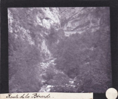 PLAQUE DE VERRE -  Photo  - Les Alpes -route De La BERARDE ( Saint-Christophe-en-Oisans )  - Année  1890 - Diapositivas De Vidrio