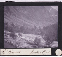 PLAQUE DE VERRE -  Photo  - Les Alpes - La BERARDE ( Saint-Christophe-en-Oisans )  - Année  1890 - Glass Slides