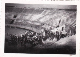 Photo Originale - 1935 - BEZIERS -  Les Arenes - Places