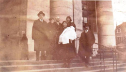 Photo Originale - 1933 - MACON - Bapteme Sur Le Parvis De L'église Saint Pierre - Places