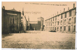 CPA Florennes Intérieur De La Cour Du Collège Des Jésuites - Florennes