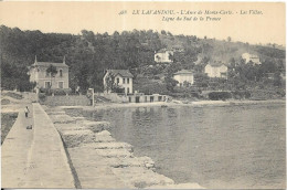 D 83. LE LAVANDOU..L ANSE DE MONTE CARLO. LES VILLAS - Le Lavandou