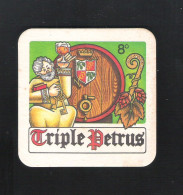 BIERVILTJE - SOUS-BOCK - BIERDECKEL : TRIPLE PETRUS   (B 644) - Beer Mats