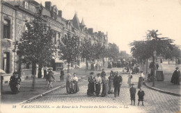 59-VALENCIENNES- AU RETOUR DE LA PROCESSION DU SAINT-CORDON - Valenciennes