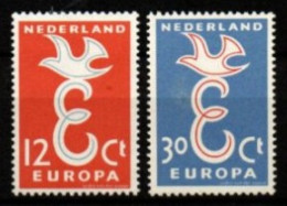 PAYS - BAS      -     EUROPA   -   1958 .    Y&T N° 691 / 692  ** - 1958