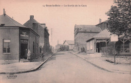 SOUS Le BOIS-la Sortie De La Gare - Other & Unclassified