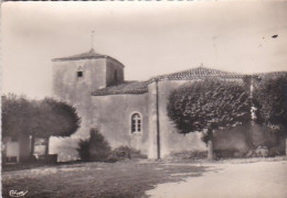 SIGOURNAIS  -- L'église -- La Place - Other & Unclassified