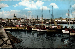 N°3693 W -cpsm Les Sables D'Olonne -les Bateaux De Pêches- - Fishing Boats