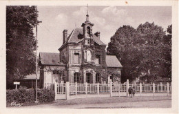 CUY ST FIACRE ( 76 ) - Mairie Et Ecole - Autres & Non Classés