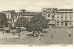 Le Mans, Place De La République - Le Mans